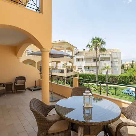 Centralgarve - Modern 2br Wpool In Vilamoura - Village * 쿼테이라