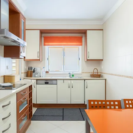 Apartment Centralgarve - Modern 2br Wpool In Vilamoura - Village Quarteira